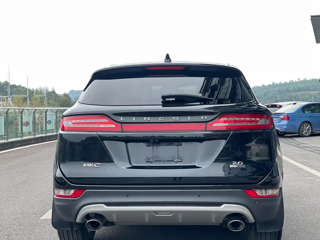Lincoln MKC — миниатюра 8