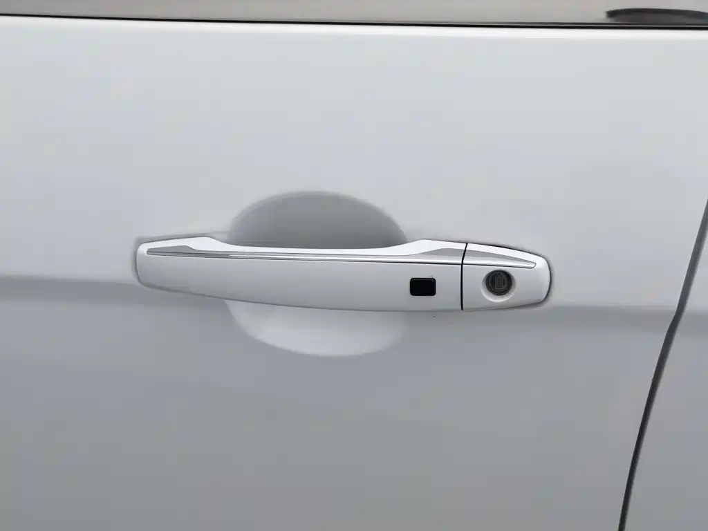 Geely Emgrand — миниатюра 18