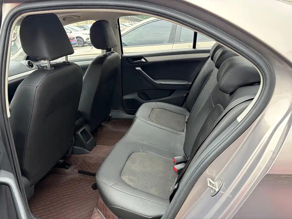 Jetta VA3 — миниатюра 6