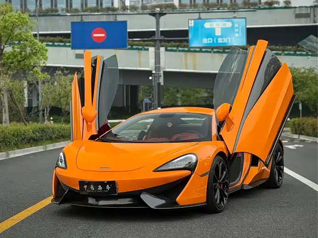 MCLAREN  570