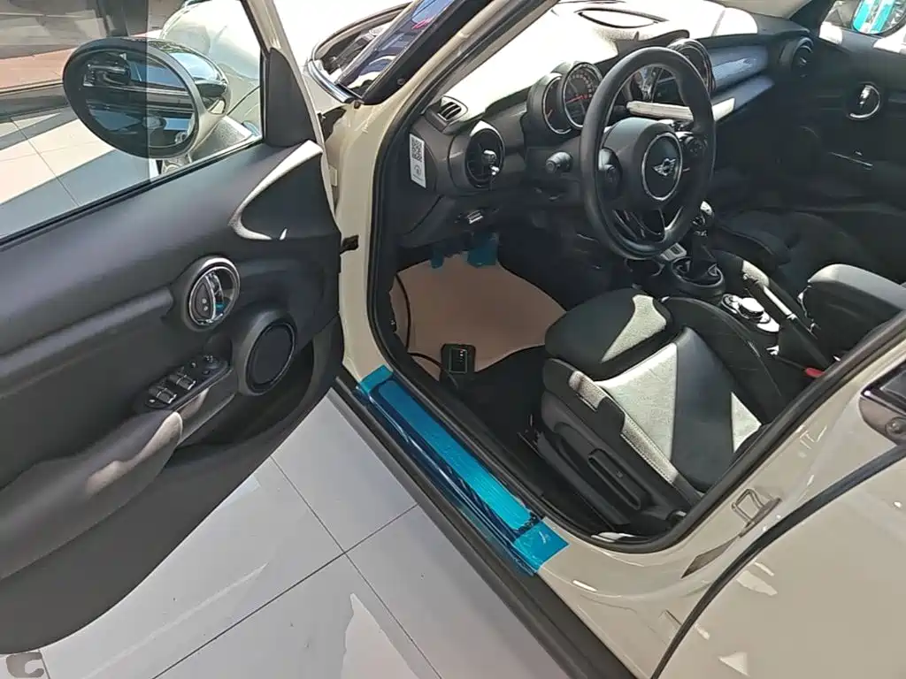 MINI Mini — миниатюра 16