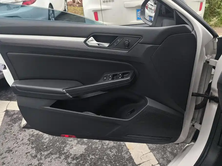 Volkswagen Lamando — миниатюра 7