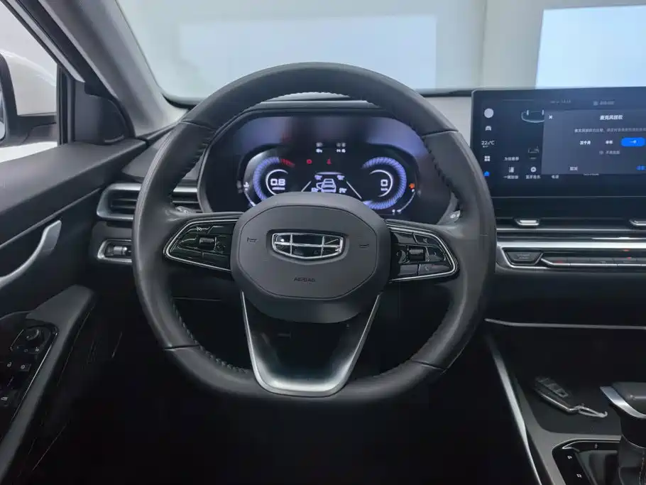 Geely Emgrand — миниатюра 15