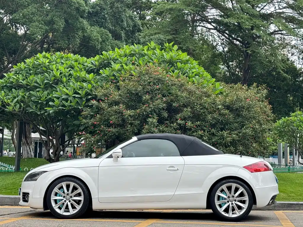 Audi TT — миниатюра 4