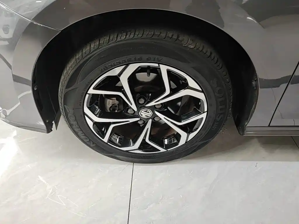 MG MG5 — миниатюра 23