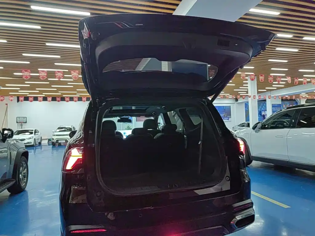 Geely Haoyue L — миниатюра 19