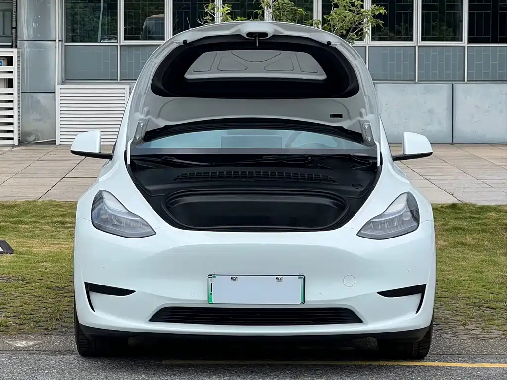 Tesla Model Y — фотографии объявления, Фото 17