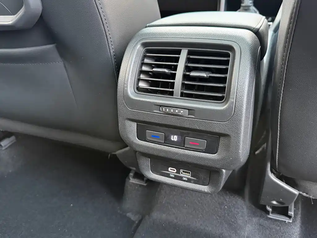 Volkswagen Touran — миниатюра 8