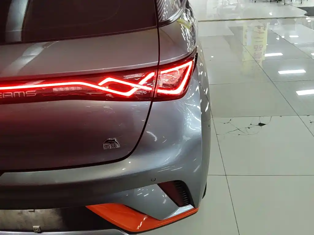 BYD Dolphin — миниатюра 8