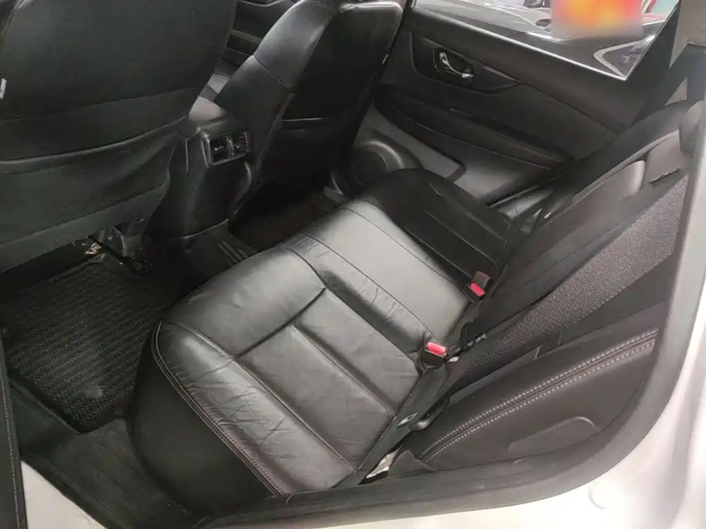 Nissan X-Trail — миниатюра 17