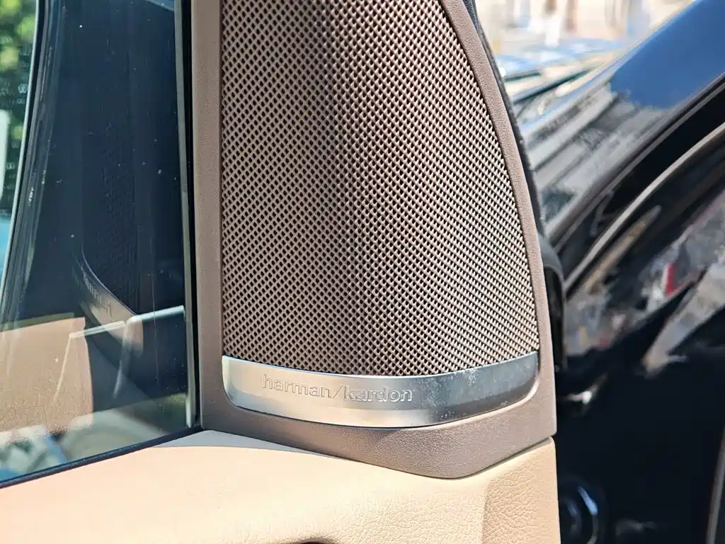 Mercedes-Benz GL-Class — миниатюра 22