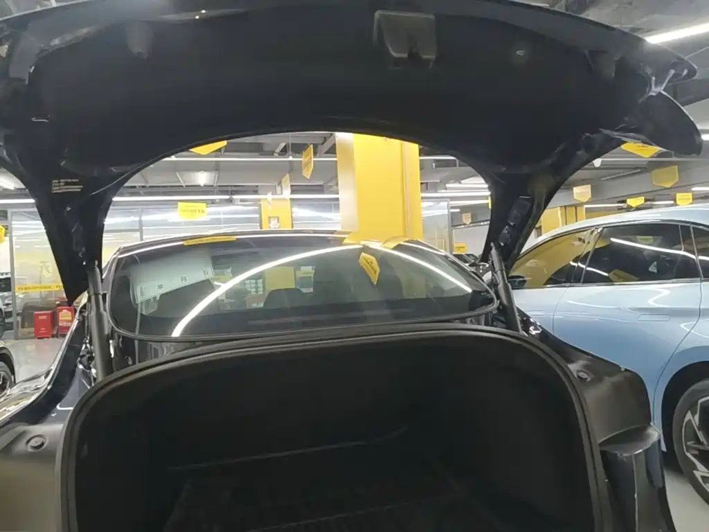 Tesla Model 3 — миниатюра 19