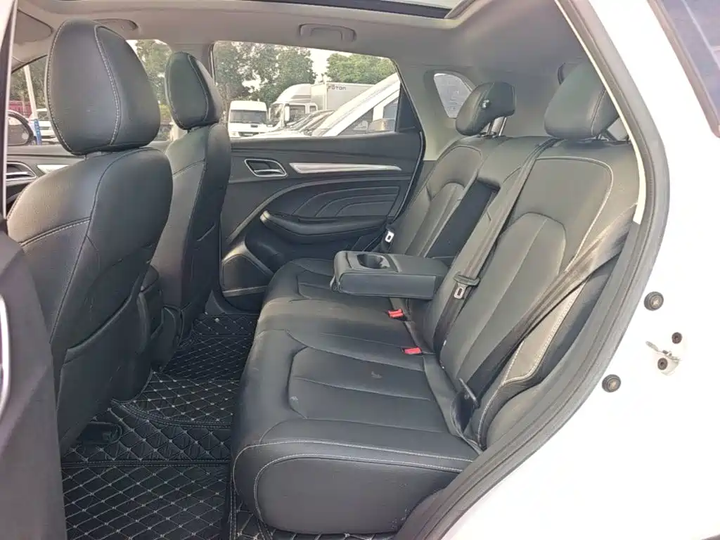 Roewe RX3 — миниатюра 17