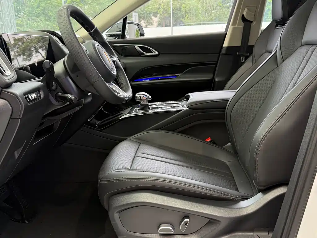 Hongqi HS3 PHEV 2024 115km