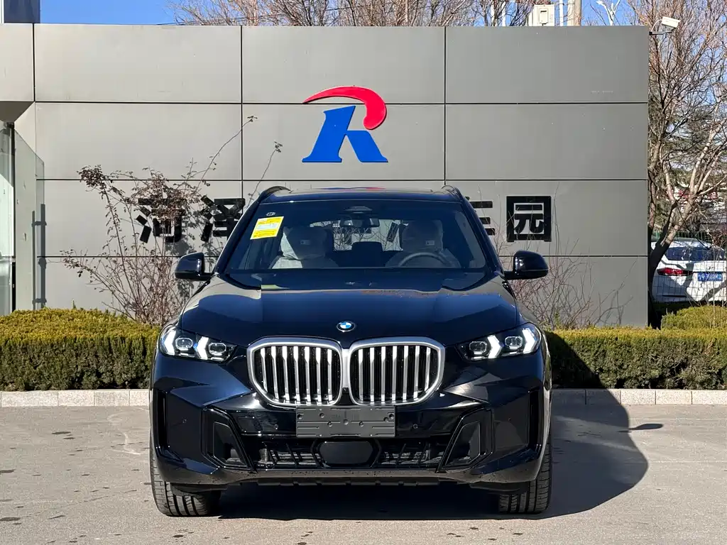 BMW X5 2025 xDrive 40Li M Sport