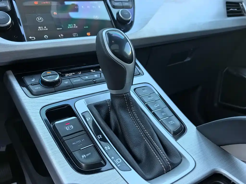 Geely Boyue — миниатюра 11
