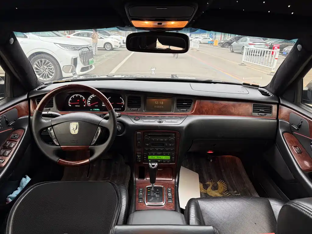 Hyundai Equus — миниатюра 17