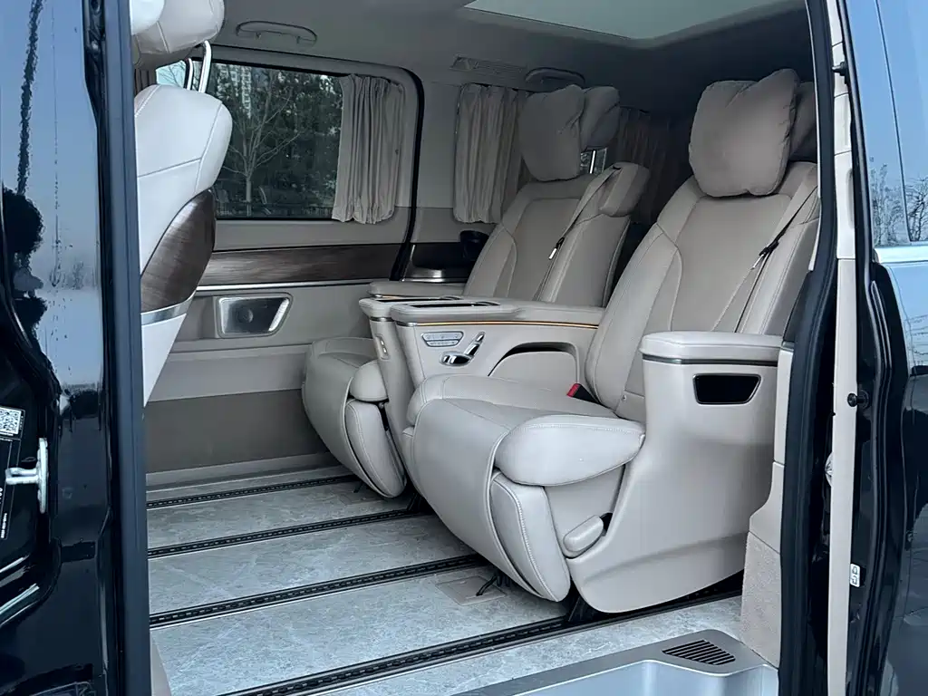 MERCEDES-BENZ V CLASS