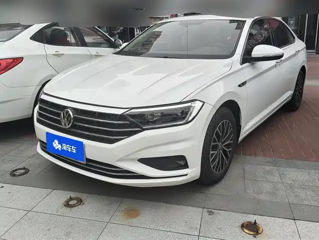 VOLKSWAGEN SAGITAR 2021