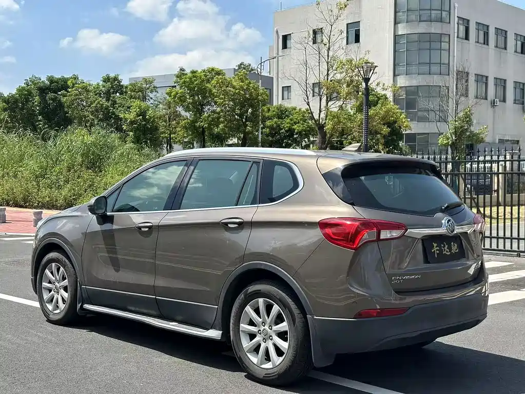 Buick Envision Plus — миниатюра 7