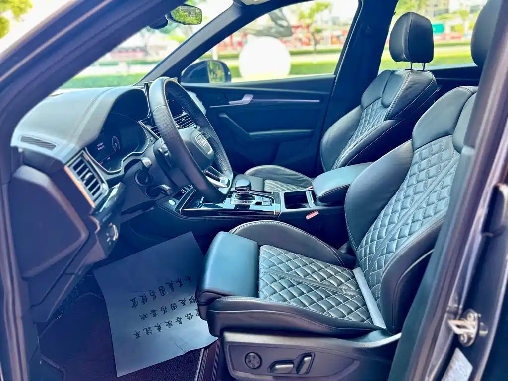 Audi Q5L Sportback — миниатюра 10