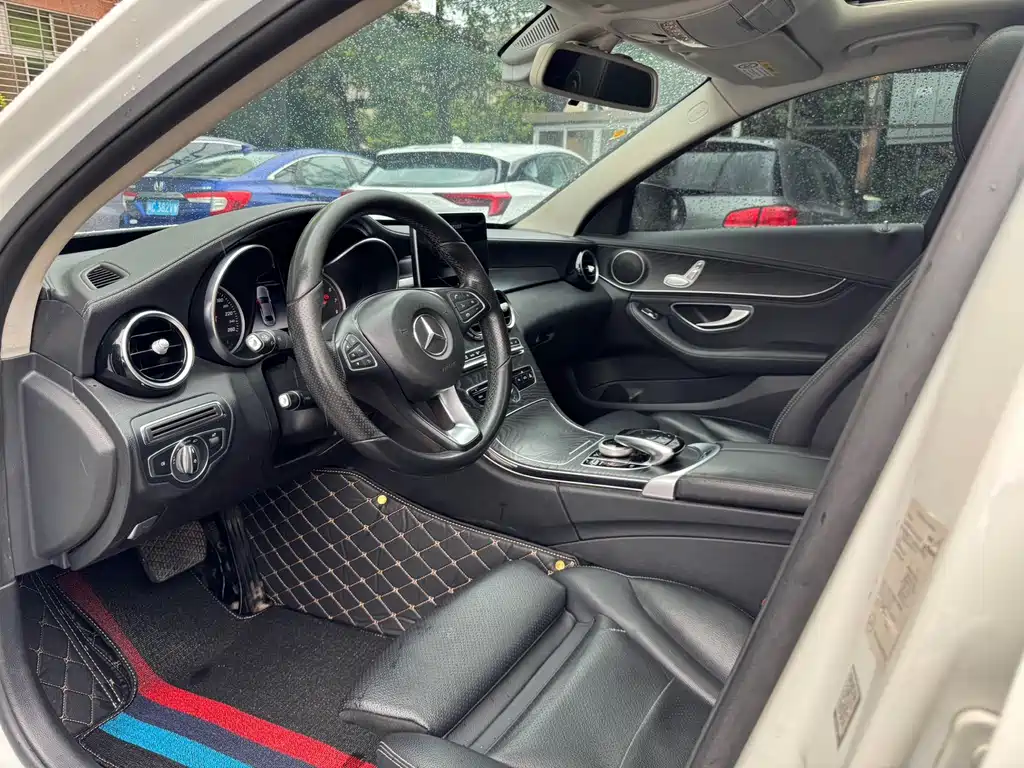 Mercedes-Benz C-Class C 2018 C 180 L Fashion Sport