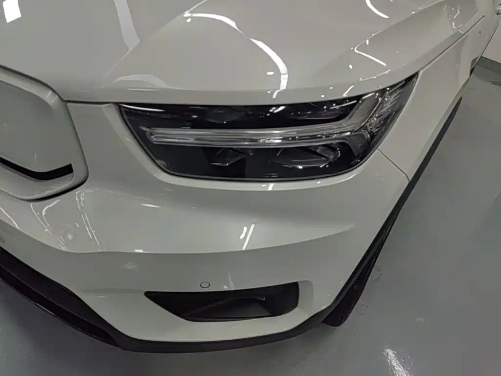 Volvo XC40 NEV — миниатюра 24