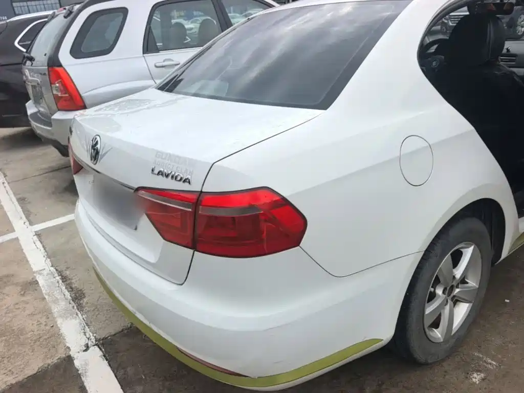 Volkswagen Lavida — миниатюра 7