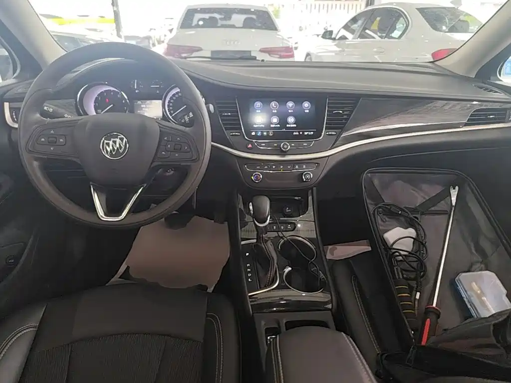 Buick Verano — миниатюра 10