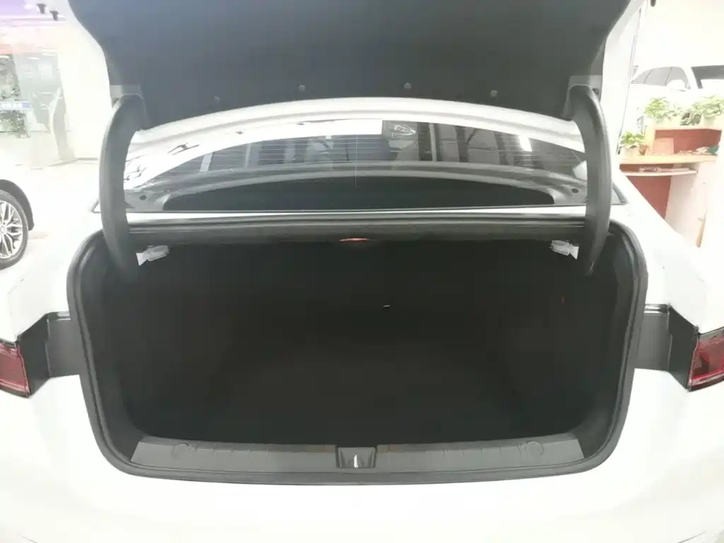 BYD Qin PLUS — миниатюра 19