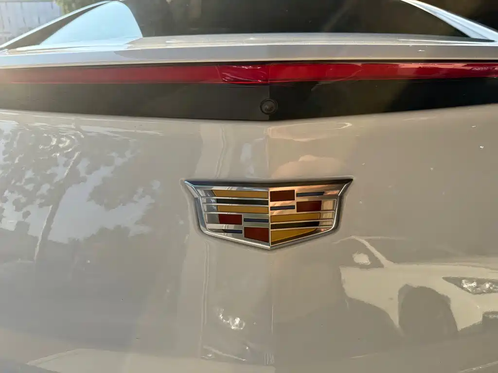 Cadillac XTS — миниатюра 18
