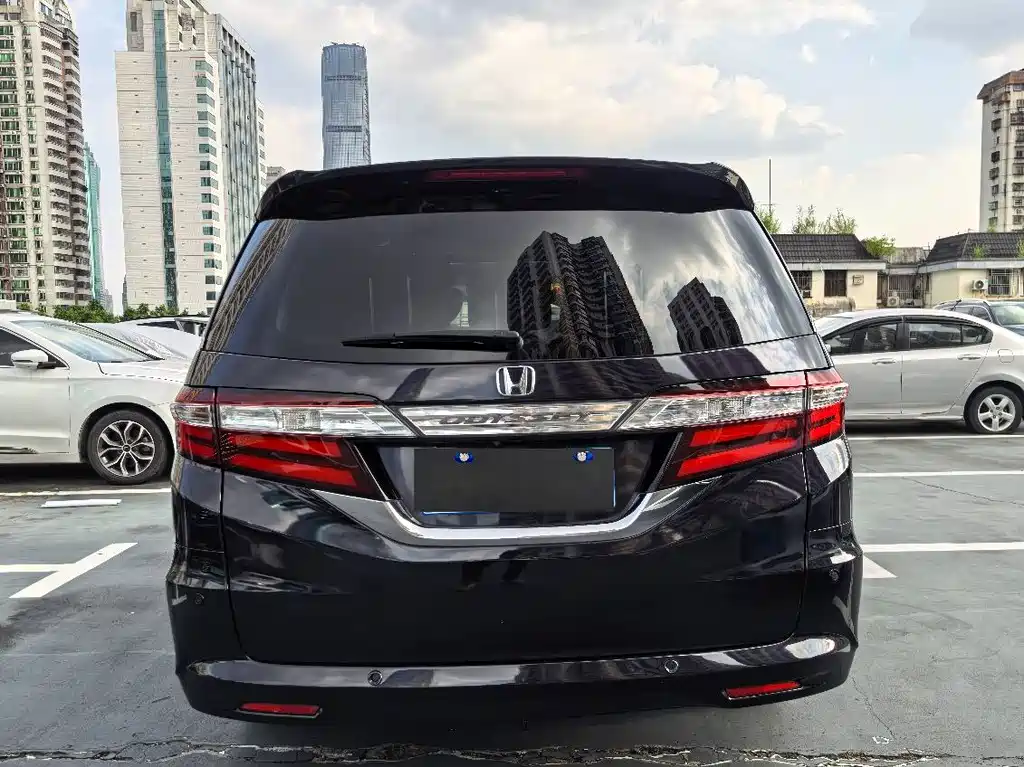 Honda Odyssey — миниатюра 5