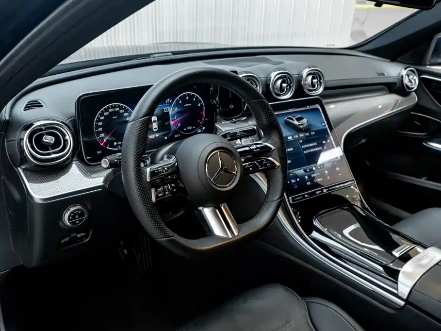 Mercedes-Benz C-Class — миниатюра 24