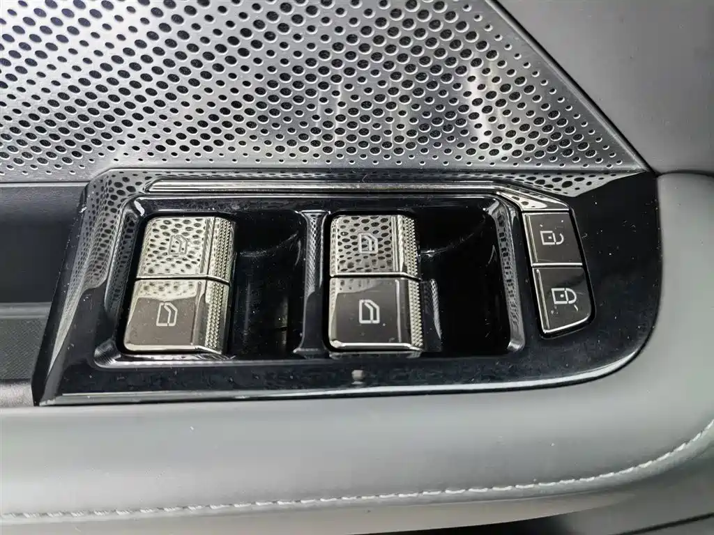 ZEEKR EXTREME KRYPTON 001