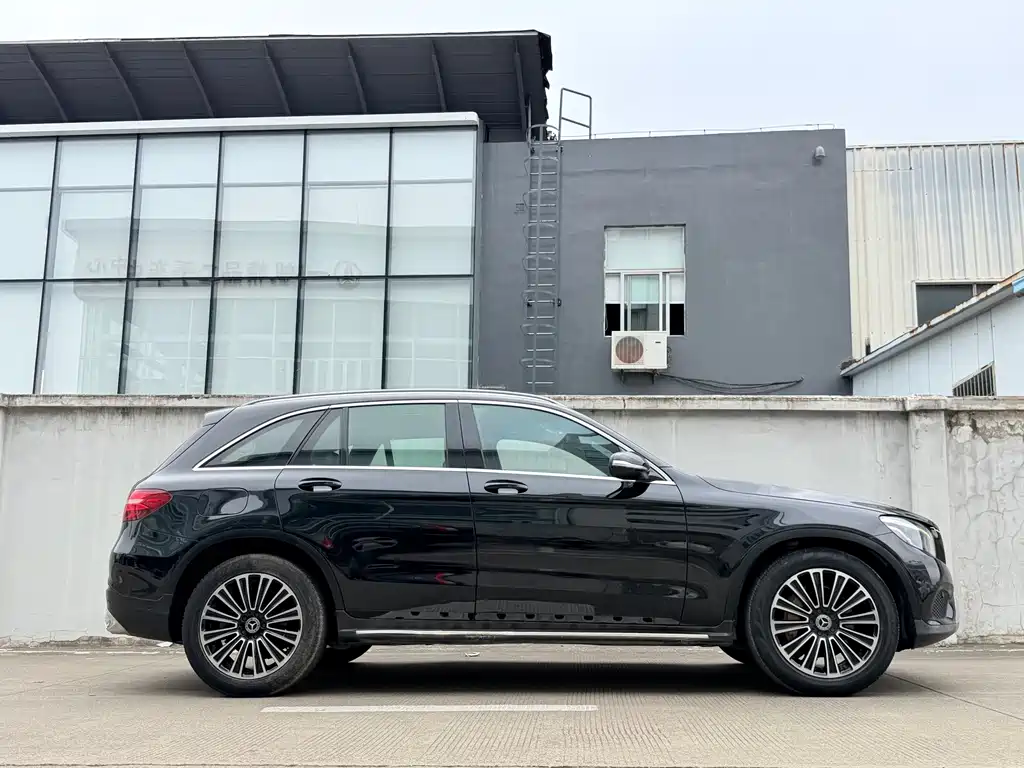 Mercedes-Benz GLC — миниатюра 18