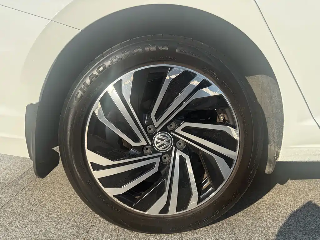 Volkswagen Sagitar — миниатюра 21
