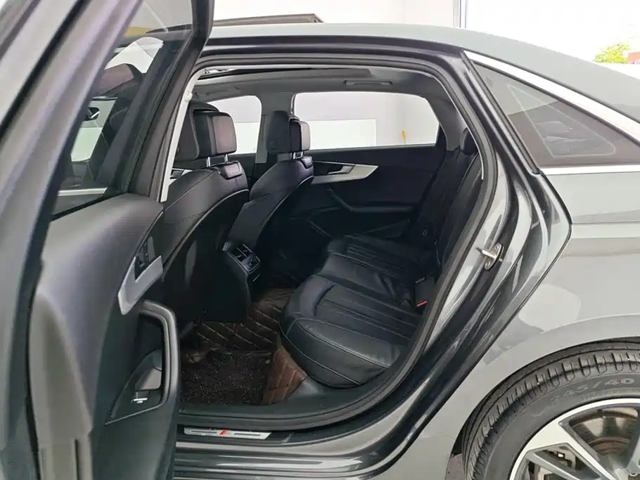 Audi A4L — миниатюра 11