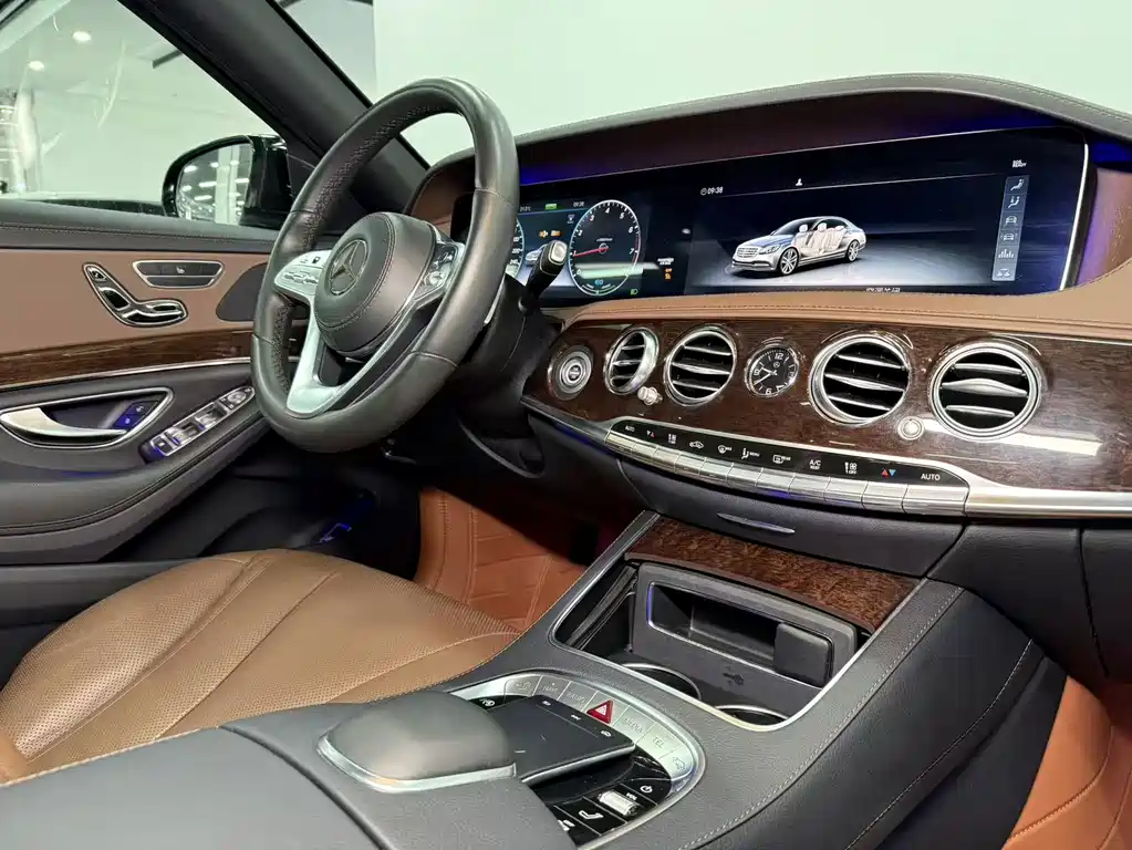 Mercedes-Benz S-Class — миниатюра 13