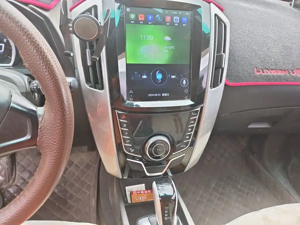 Luxgen U6 — миниатюра 14