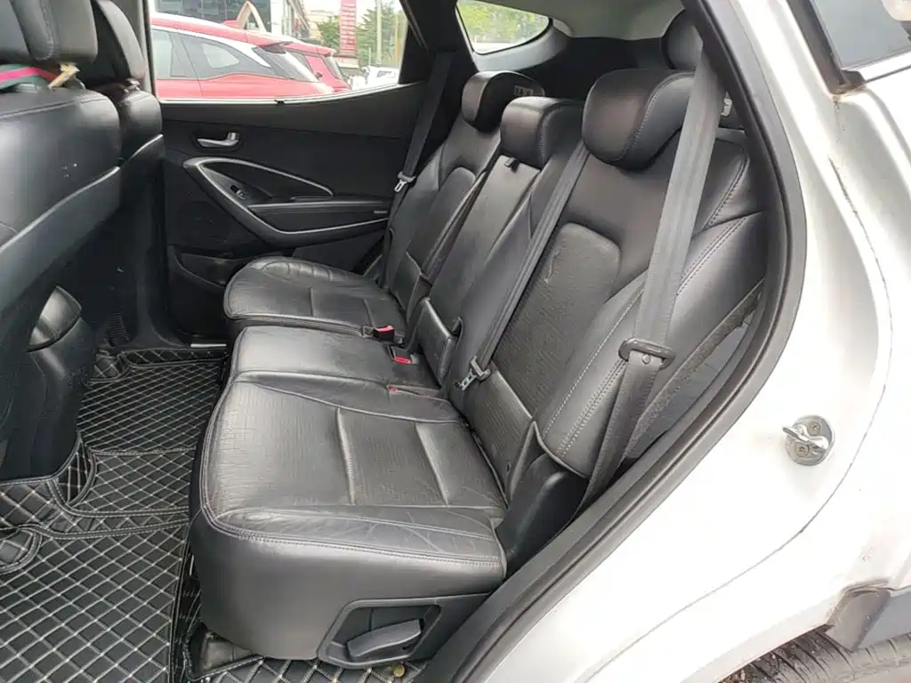 Hyundai Santa Fe — миниатюра 17