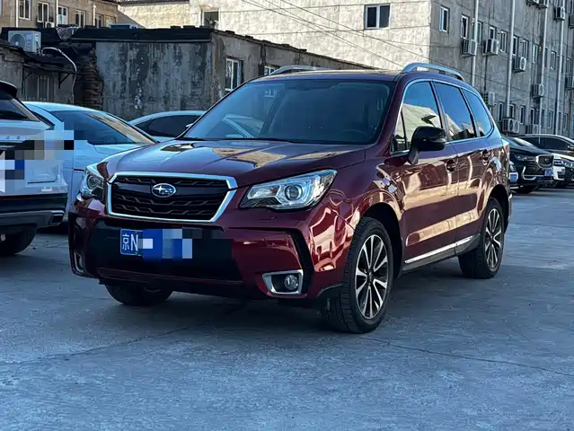 SUBARU FORESTER 2018