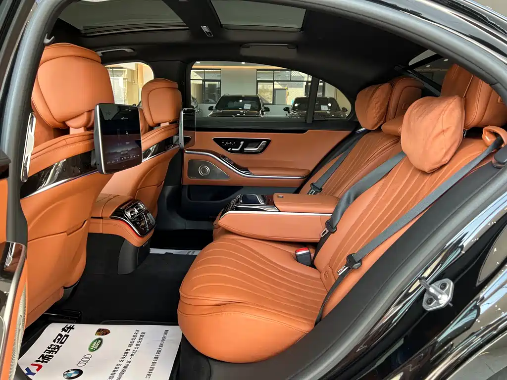 Mercedes-Benz S-Class — миниатюра 9