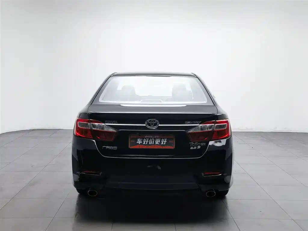 Toyota Camry 2012 2.0S