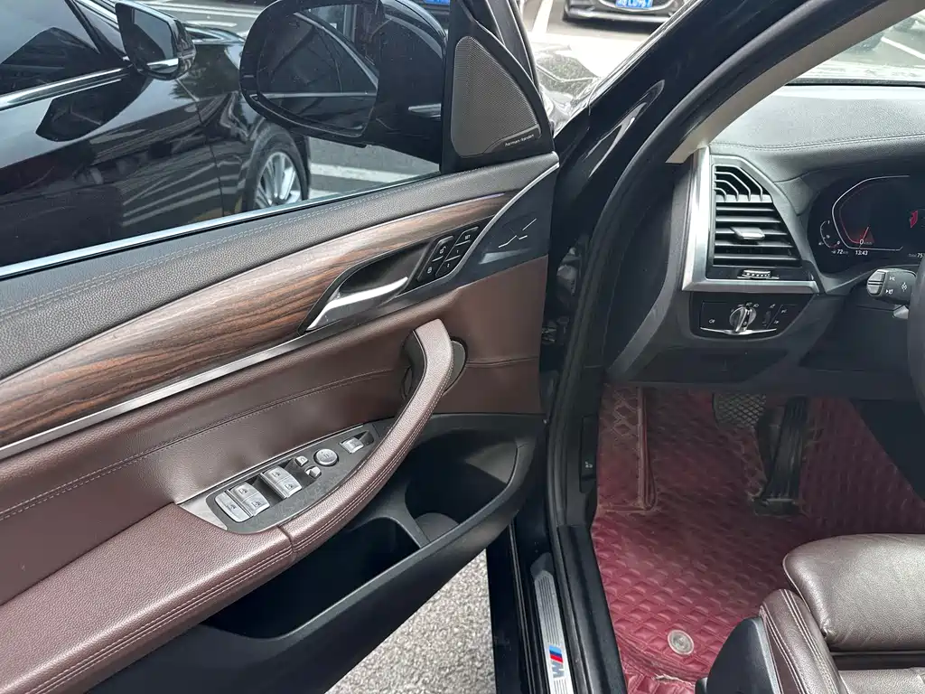 BMW X3 — миниатюра 4