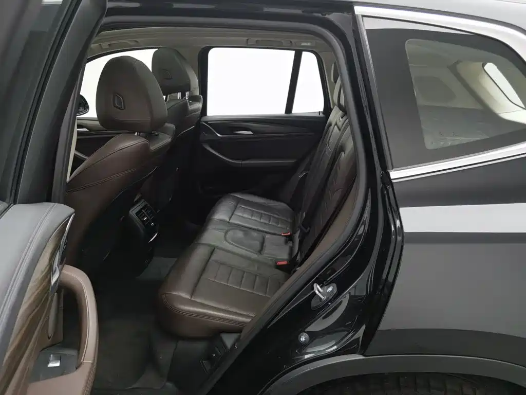 BMW X3 — миниатюра 15
