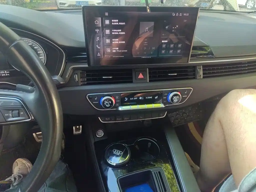 Audi A4L — миниатюра 14