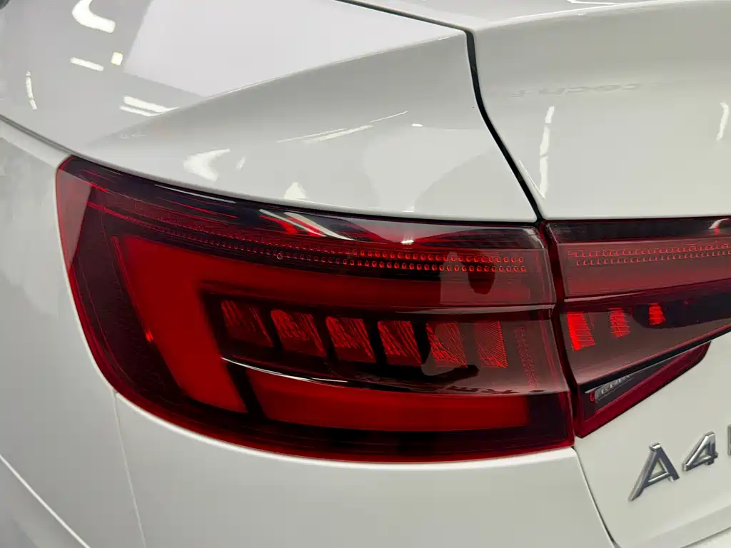 Audi A4L — миниатюра 6