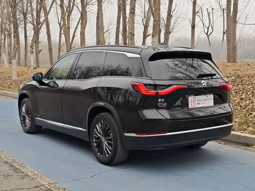 NIO NIO ES8