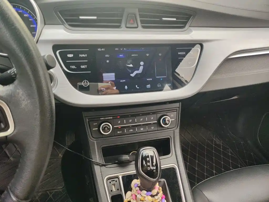 Geely Vision — миниатюра 9