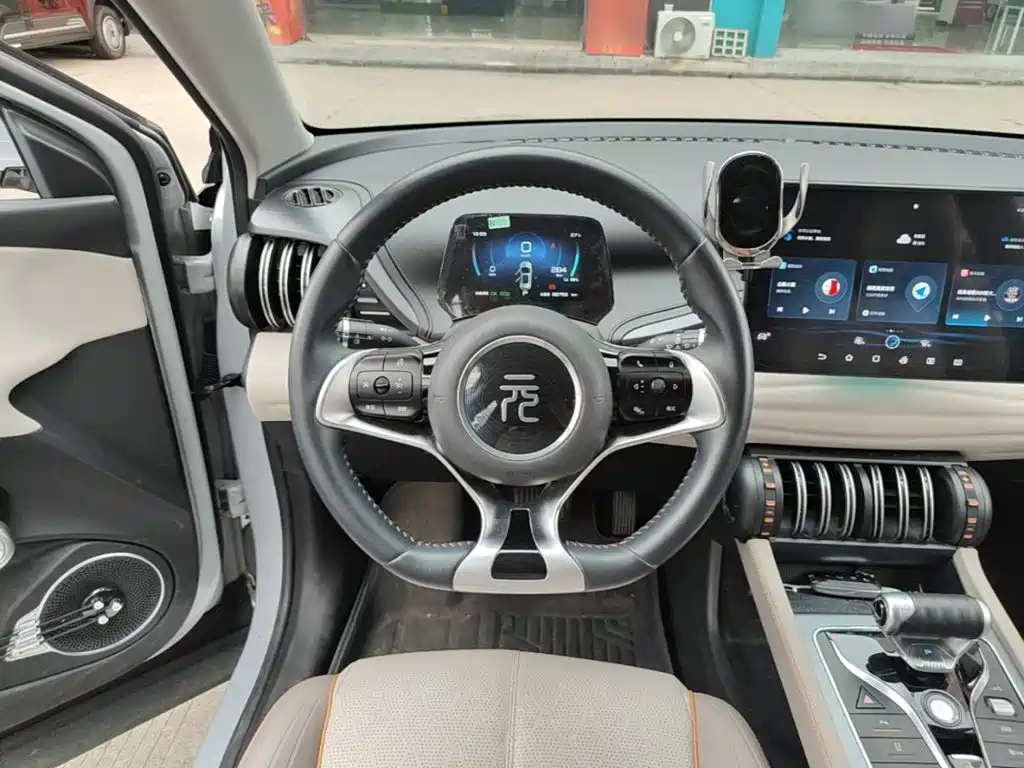 BYD Yuan Plus — миниатюра 11